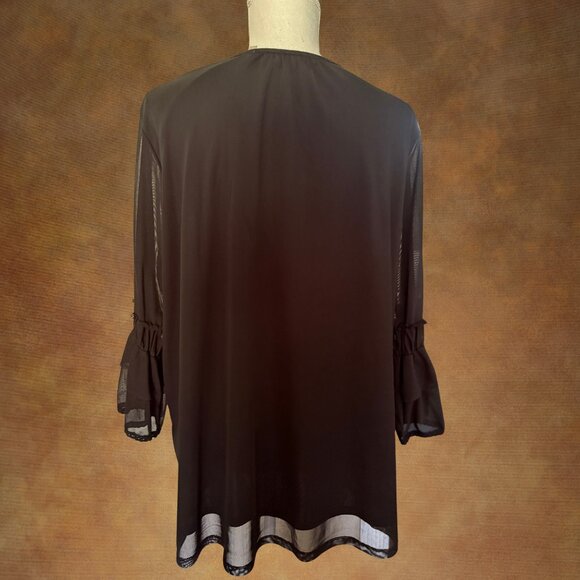 89th & Madison Black Lace Crochet Tunic Boho Bell Sleeve Blouse 2X - Picture 6 of 10